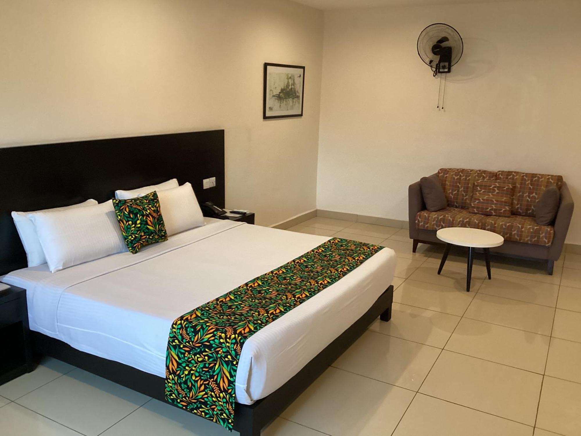 Adis Hotels Prime อิบาดัน ภายนอก รูปภาพ